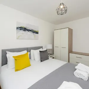  Apartment The Zone - Vibrant City Centre United Kingdom