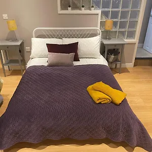 Hot Numbers Apartment